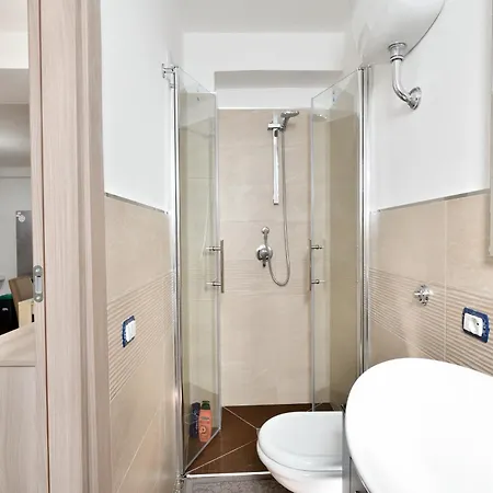 Apartment Damaria *